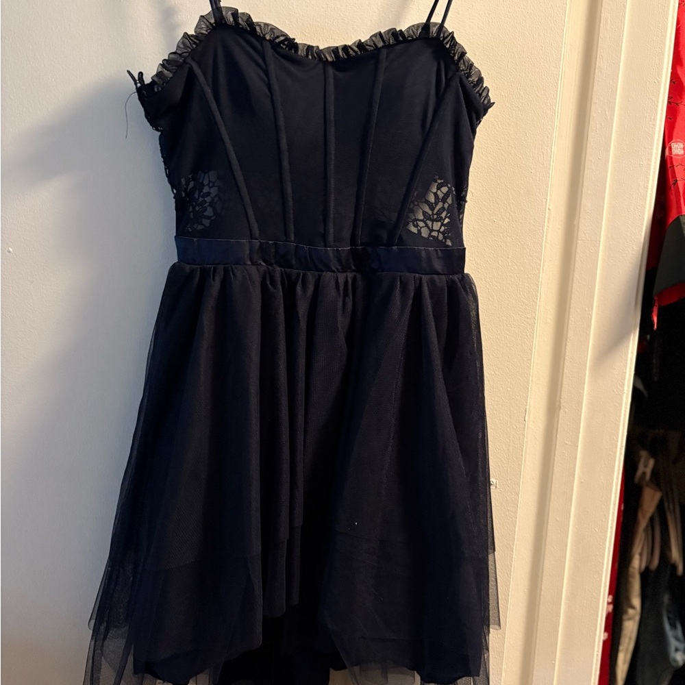 Elegant Navy Blue Dress with Lace Details